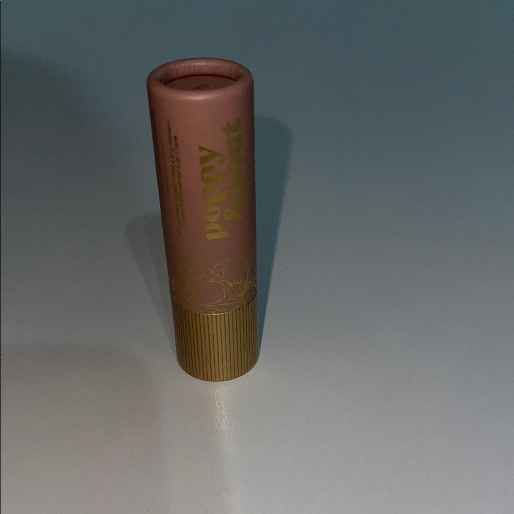 Poppy & pout Lip Tint  FAYE NWT